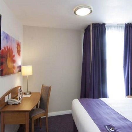 Premier Inn Luton Luton  Exterior photo