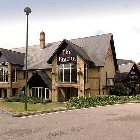 Premier Inn Luton Luton  Exterior photo